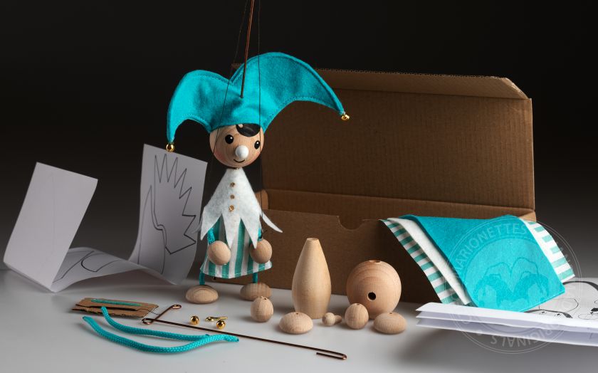 DIY kit - Little Jester Wooden Puppet 25 pc