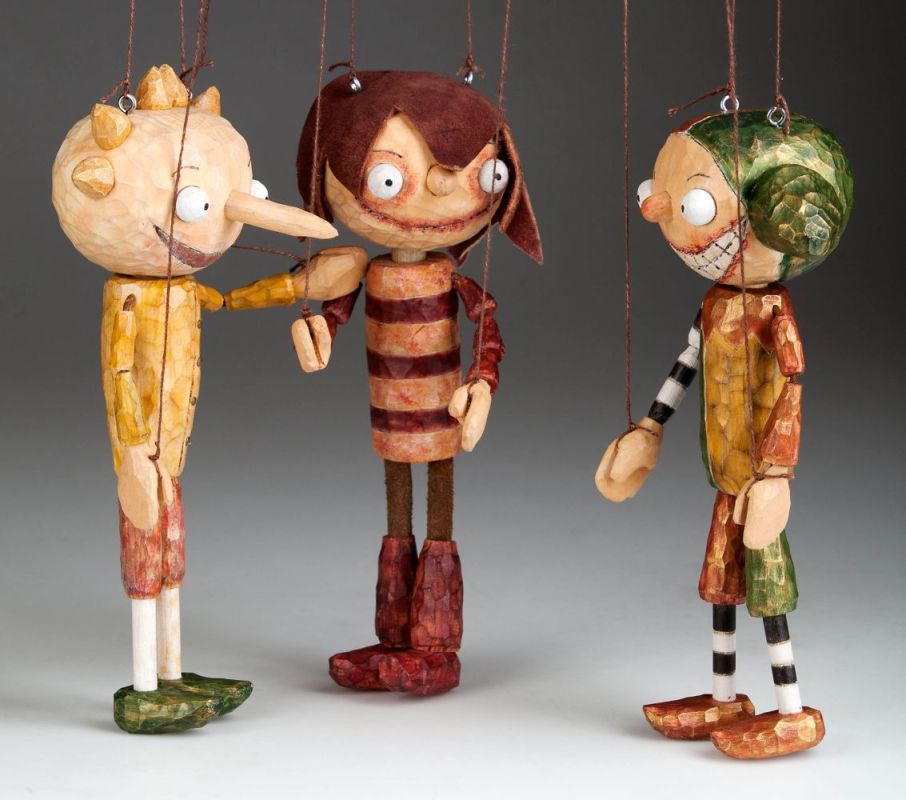 Justina Czech Puppet Czech