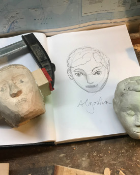 Affûté dans la sculpture de marionnettes