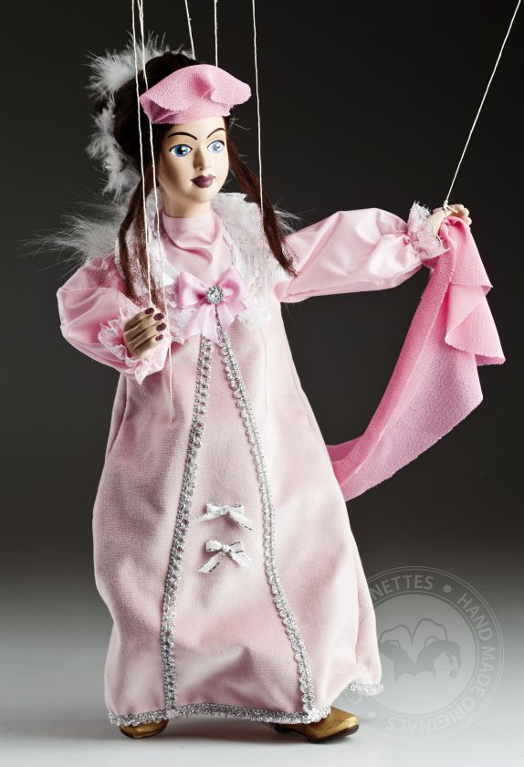Schöne Aschenputtel - eine Marionette in einem rosa Kleid mit einem Schleier