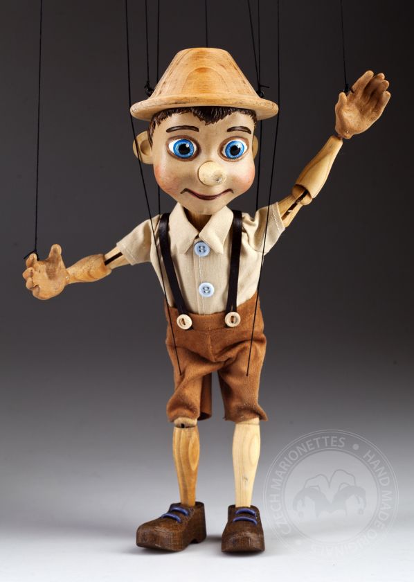 Úžasná loutka Pinocchio retro stylu
