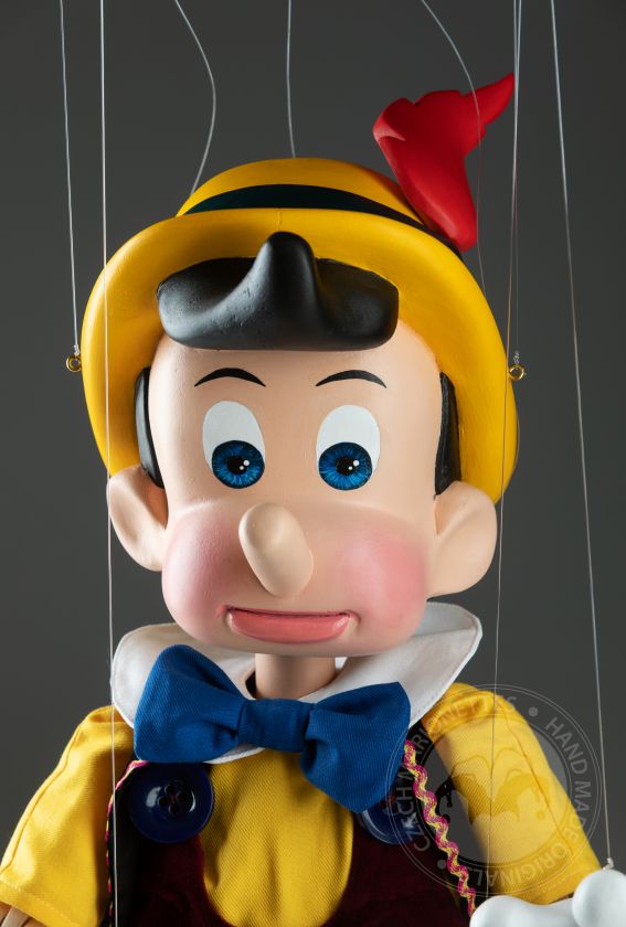 Pinocchio - perfekt handgeschnitzte Marionette