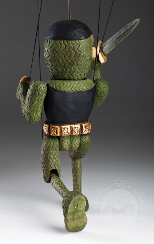 Chevalier Adrian - marionnette en bois sculpté à la main