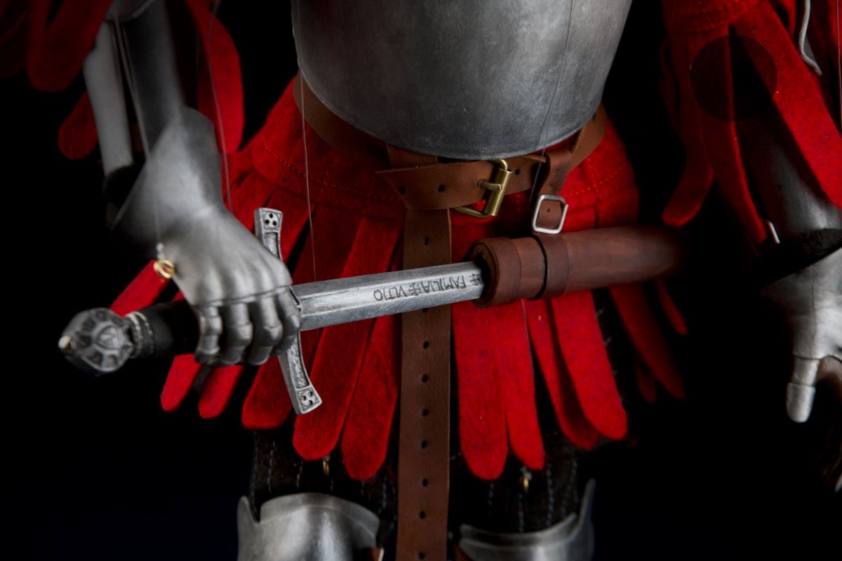 Marionette from Kingdom Come: Deliverance II – Close-up of the hilt