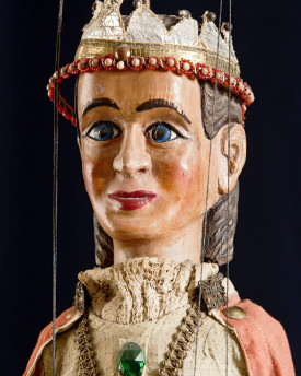 Königin - antike Marionette