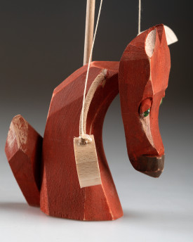 Fuchs – handgeschnitzte Stehpuppe aus Holz