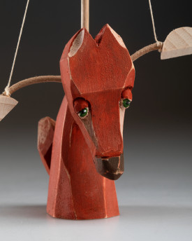 Fuchs – handgeschnitzte Stehpuppe aus Holz
