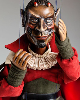 Die Marionette von Prager Luzifer