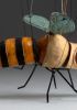 foto: Wespe - Handgeschnitzte Marionette aus Holz